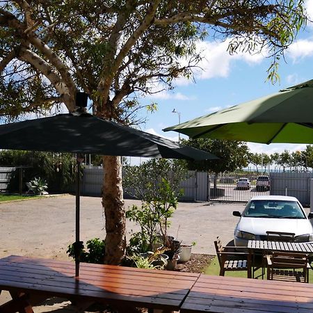 Geraldton Backpackers Hostel Εξωτερικό φωτογραφία