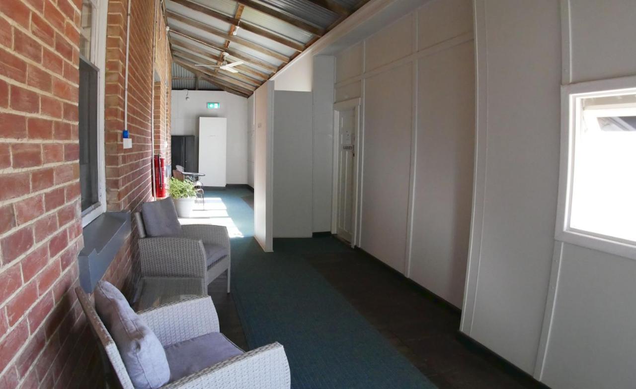 Geraldton Backpackers Hostel Εξωτερικό φωτογραφία