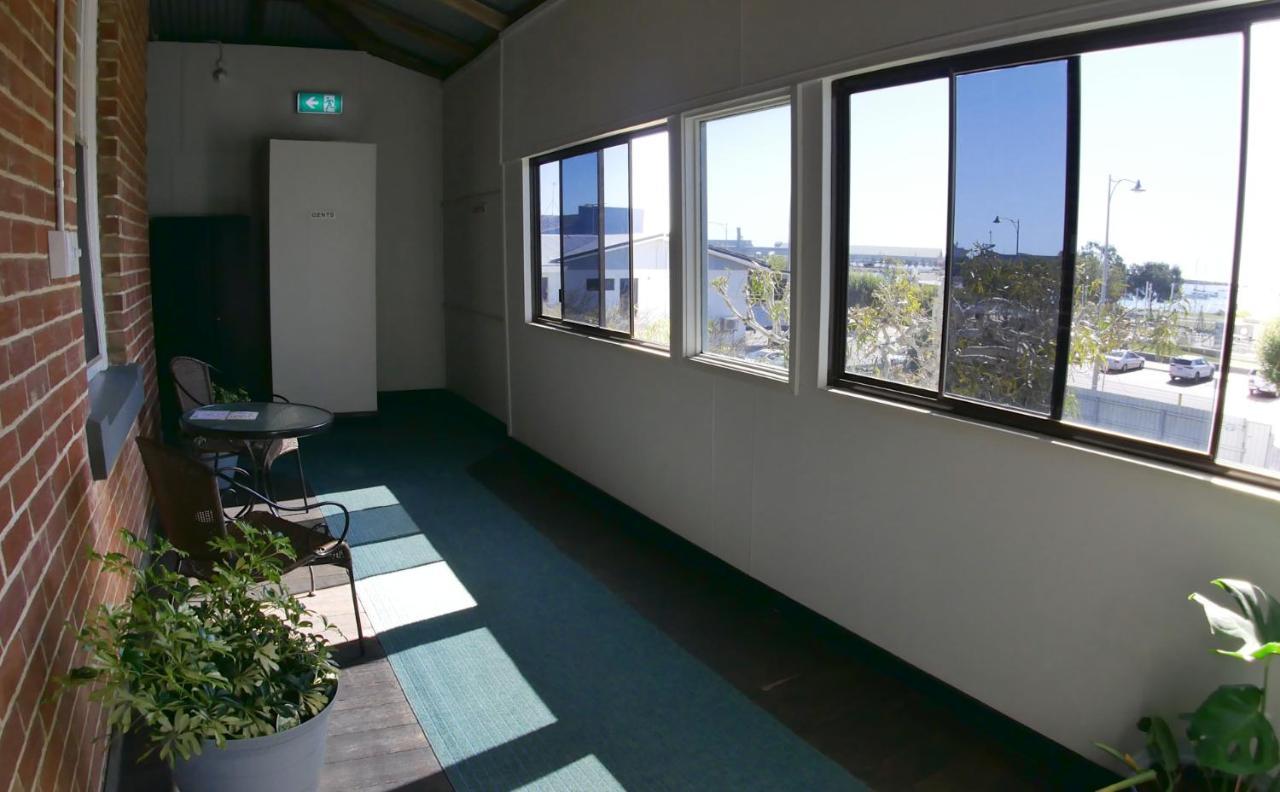 Geraldton Backpackers Hostel Εξωτερικό φωτογραφία